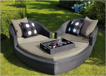 Heart Shaped Lounge Set for Your Garden